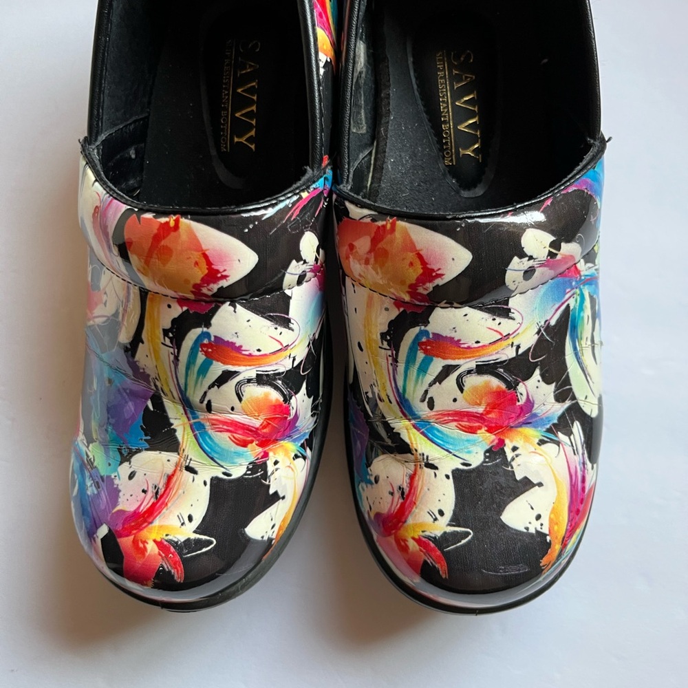 Savvy Women’s Slip Resistant Shoes Slip-On Style Size 7.5 - Picture 3 of 9